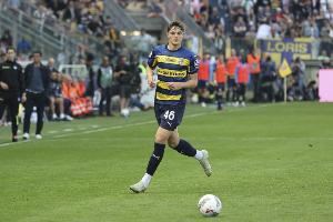 米体：国米视莱昂尼为首选引援目标，埃斯波西托可能被加入交易