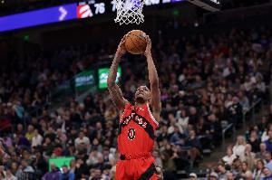 Scotto：猛龙与AJ-劳森签双向合同 上赛季场均18.7分钟能得9.1分